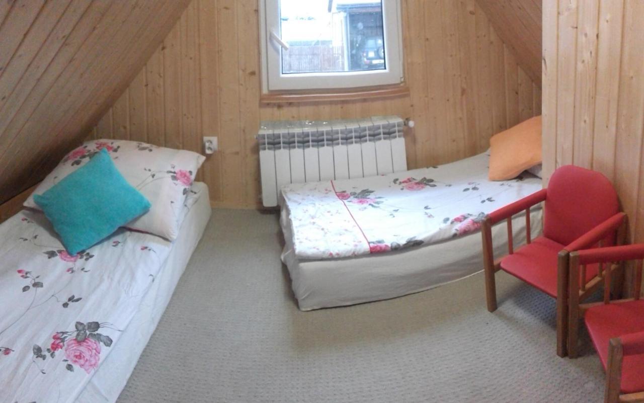 Domek Bialojany Exteriér fotografie